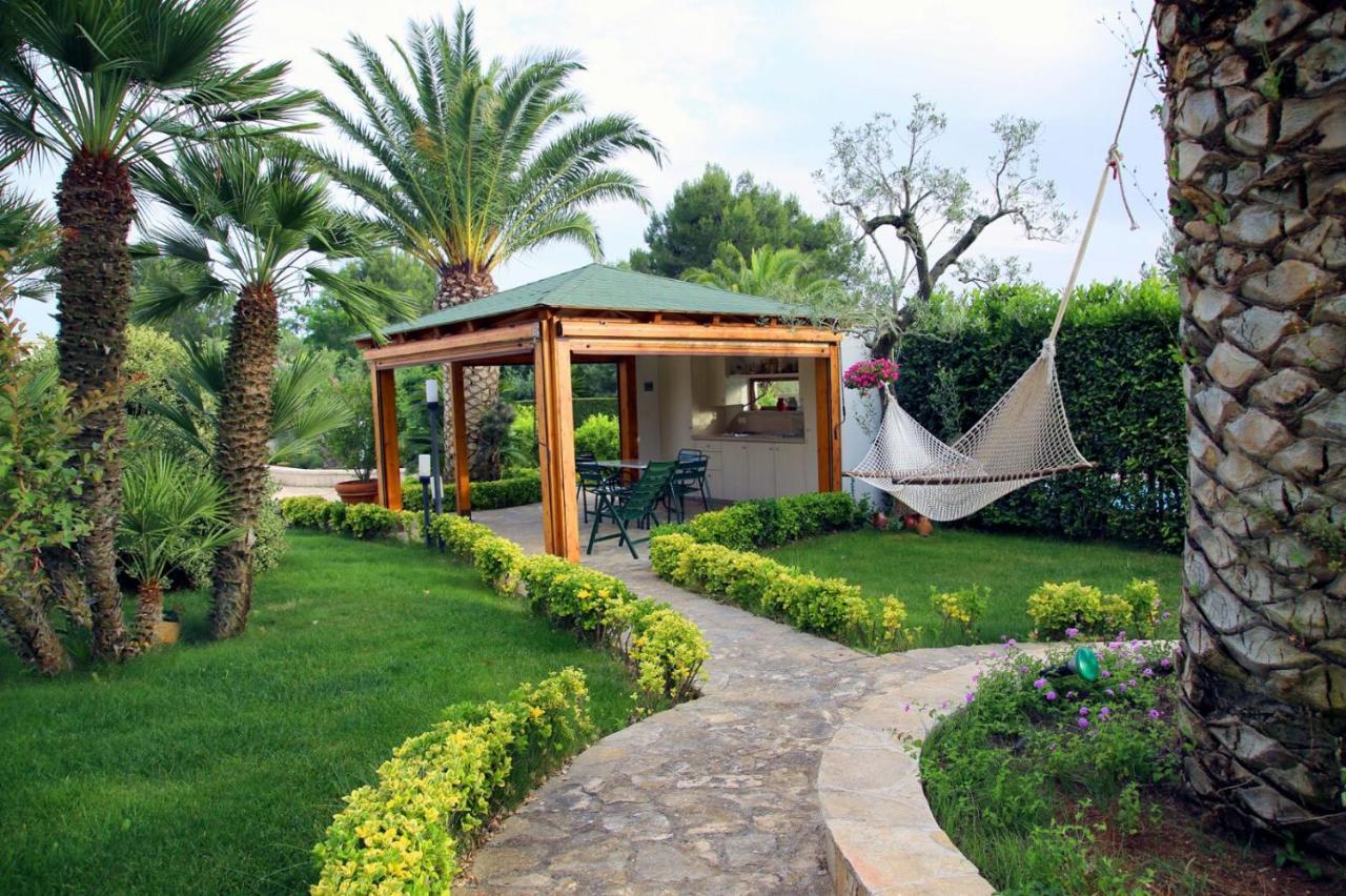 Trullo Al Monte Bed & Breakfast Ceglie Messapica Eksteriør bilde